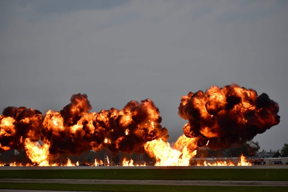 L’histoire méconnue du napalm, l’arme incendiaire qui a changé la guerre